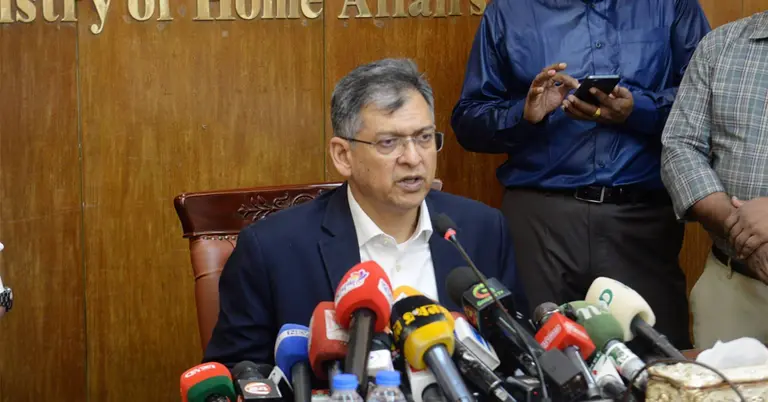 স্বরাষ্ট্রমন্ত্রী সালাহউদ্দিন আহমদ